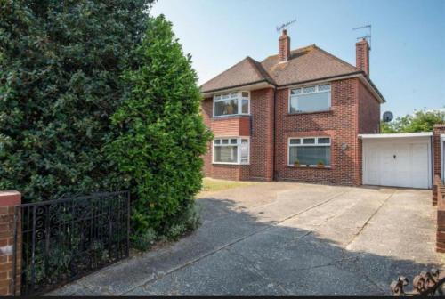 Worthing Casa | 3-Bedroom Home Pet Friendly