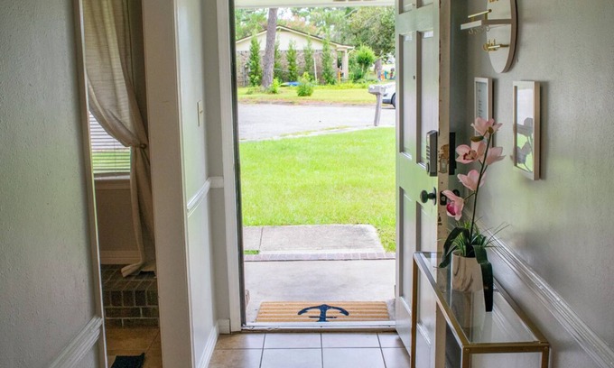 Myrtle Grove Casa | 3-bedroom house 15 min from Perdido Beach!