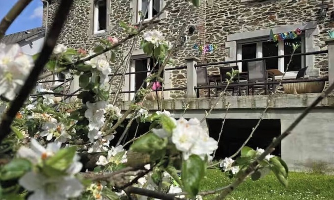 Laifour Casa | 3-bedroom house at the border of the river in charming Laifour