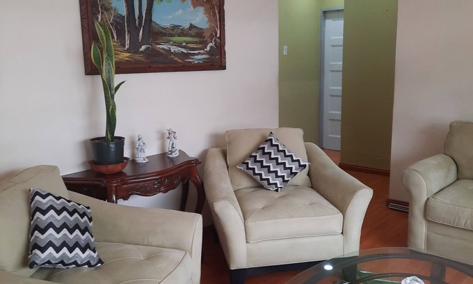 Port of Spain Casa | 3-bedroom house in fantastic Port of Spain with WiFi, AC and attached Garage.
