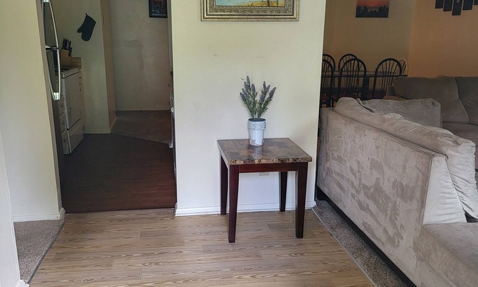 Snellville Casa | 3-bedroom house in charming Snellville with AC