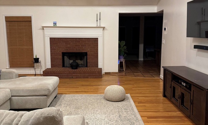 McDonough Casa | 3-bedroom house in fabulous McDonough with AC