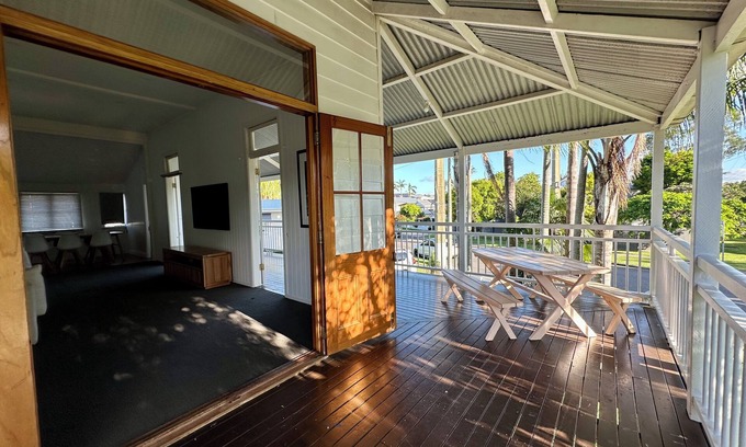 Bulimba Casa | 3 Bedroom House in heart of Bulimba