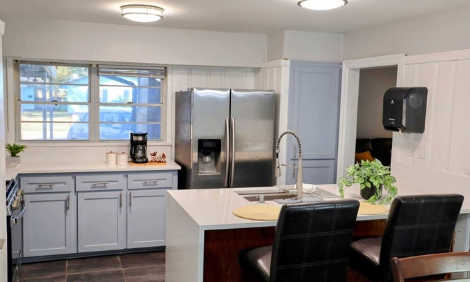 Kempwood Casa | 3-bedroom house in superb Houston with AC, WiFi. Enjoy your stay