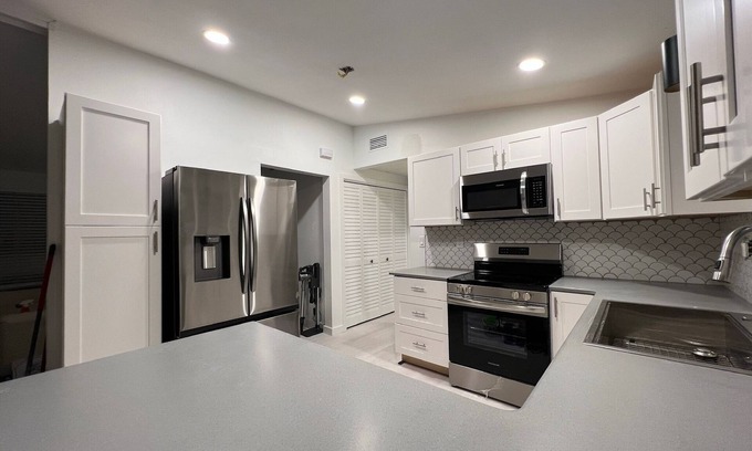 Lower Matecumbe Key Casa | 3-bedroom House in tranquil Islamorada with Modern Amenities