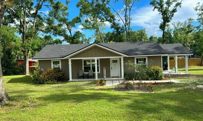 Newberry Casa | 3-bedroom house in the heart of the “Spring Capital of the world”