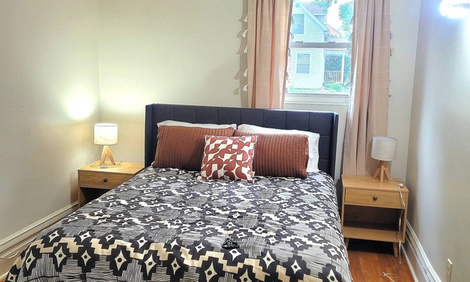 Estherville Casa | 3-bedroom house in marvelous Estherville with AC, WiFi. Enjoy your stay