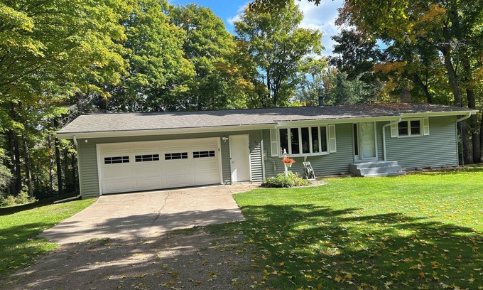 Channing Casa | 3-bedroom house located three miles from Sawyer Lake on the Michigamme River