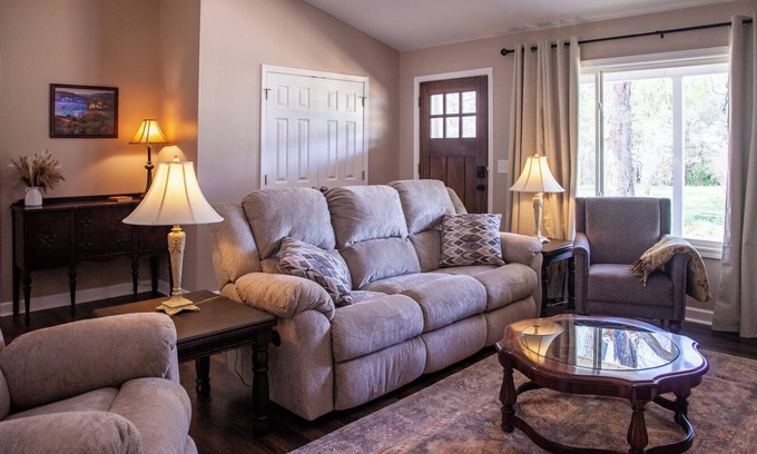 Franklinville Casa | 3-bedroom house near Deep River, Wolfspeed, Toyota, & Zoo