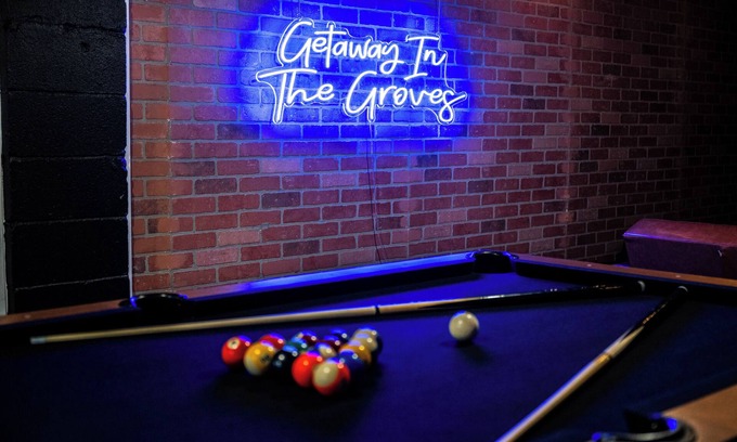 Grove City Casa | 3-bedroom house one mile from downtown Grove City+Dogs welcome+Quiet+Pool table