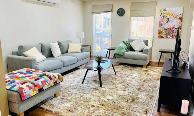 North Bendigo Casa | 3-bedroom house with AC and WiFi in lovely North Bendigo