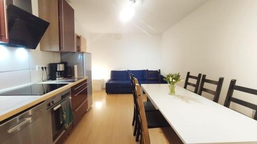 Dusseldorf-Reisholz Casa | 3 bedroom house with 2 bathrooms in Dusseldorf - Haus mit 3 Schlafzimmer 2 Badezimmer in Düsseldorf
