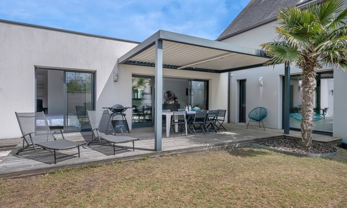Guerande Chalet De Esquí | Casa de 3 habitaciones con hermoso jardín en Guérande