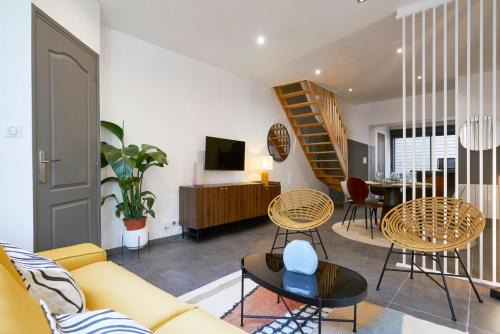 Tourcoing Casa | 3 bedroom house with courtyard, near metro