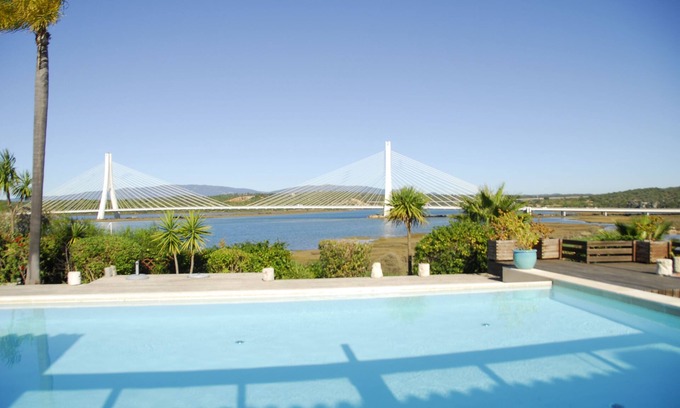 Mexilhoeira da Carregacao Casa | 3 dormitorios con piscina y vistas al río, Ferragudo