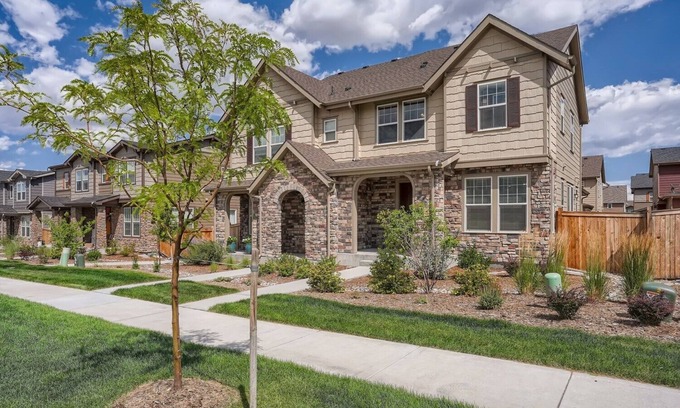 Aurora Casa | 3 bedroom in Incredible Saddle Rock Area