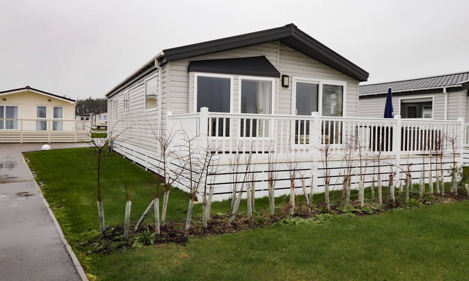 Pevensey Cabaña | 3 BEDROOM LODGE AT PEVENSEY BAY, family friendly in Pevensey Bay