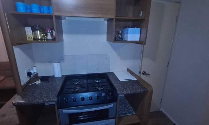 Hopton Cabina | 3 bedroom lodge at Broadland Sands Holiday Park in Hopton on Sea