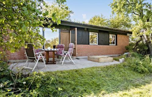 Hong Casa | 3 Bedroom Lovely Home In Høng