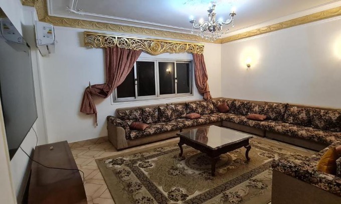 Al Duqqi Apartamento | 3 Bedroom Luxury Apartment at the Heart of Cairo