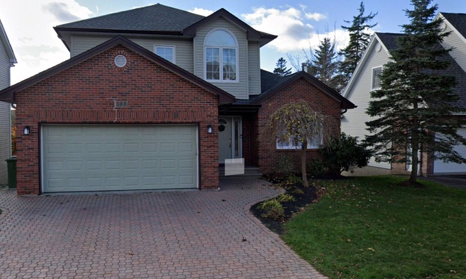 Halifax Casa | 3-Bedroom Modern House in Welcoming Halifax