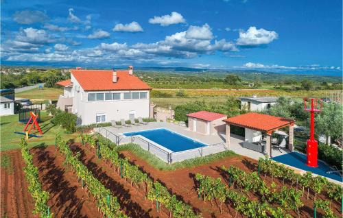 Marcana Apartamento | 3 Bedroom Nice Apartment In Marcana