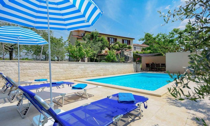 Buje Casa | Bonita casa de 3 dormitorios en Buje