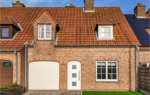 Bredene Casa | 3 Bedroom Pet Friendly Home In Bredene