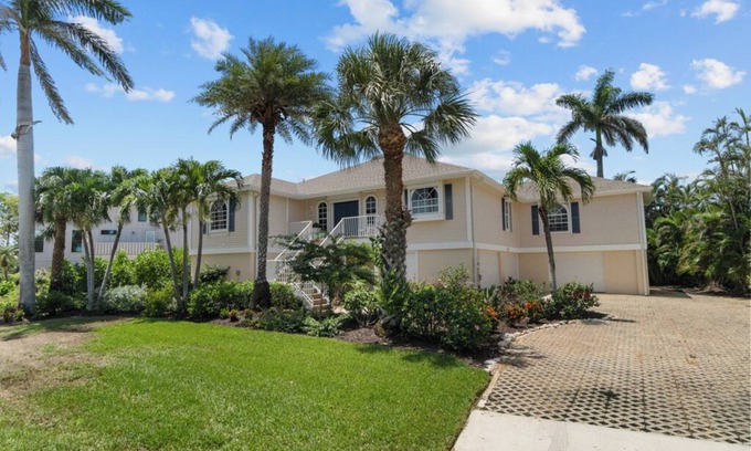 The Dunes Casa | 3 Bedroom Pool Home in The Dunes!