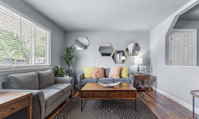 St. Peters Casa | 3 Bedroom Ranch in St Peters by StayLage