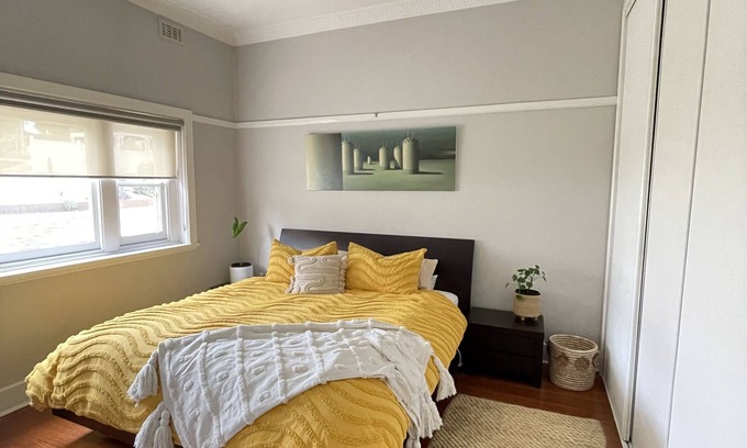 Brunswick West Casa | 3 Bedroom renovated inner city home with games room and entertainment retreat!