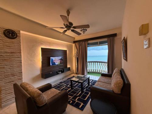 Taman Tanjung Apartamento | 3 BEDROOM SEAVIEW CONDO @ GLORY BEACH RESORT, PORT DICKSON