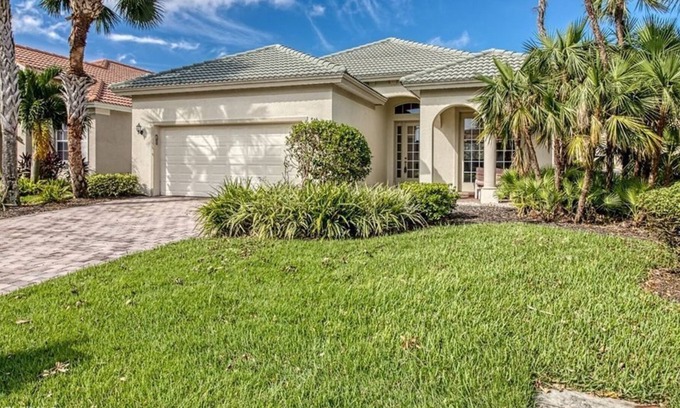 Fort Myers Apartamento | 3 Bedroom Single family 428617 by Houzlet
