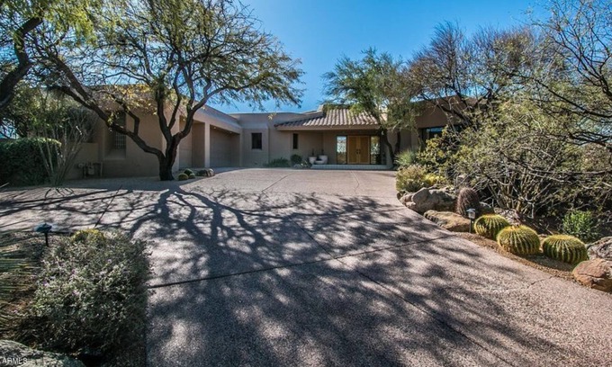 Desert Mountain Apartamento | 3 Bedroom Single family 25041 by Houzlet