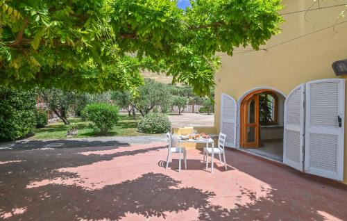 Mondragone Casa | 3 Bedroom Stunning Home In Mondragone