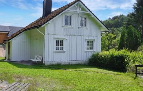 Lillesand Casa | 3 Bedroom Stunning Home In Brekkestø