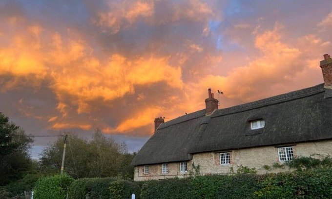 Kidlington Otro | 3-Bedroom Swan Cottage, Canal View, Parking,Oxford