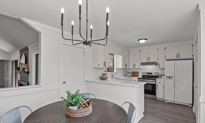 Goldrock Casa | 3-bedroom townhome in Rocky Mount with AC, WiFi