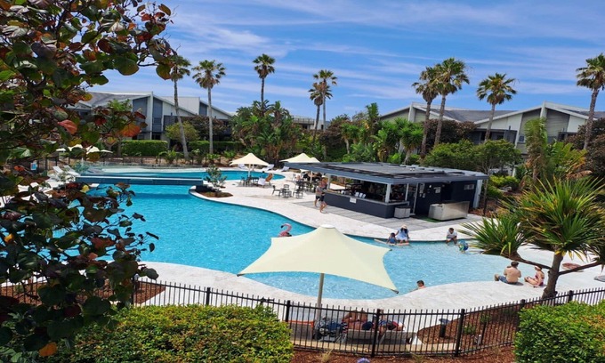 Magenta Shores Casa | 3 bedroom townhouse - Poolside at Magenta Shores