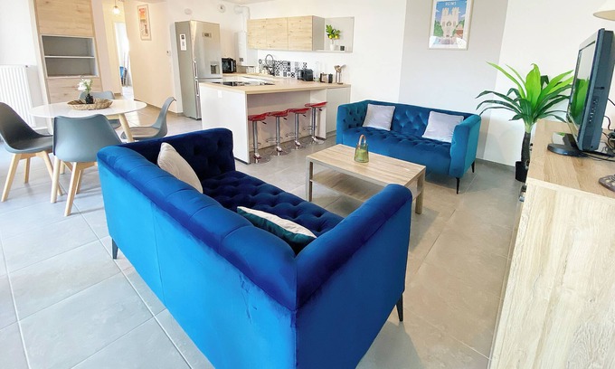 Coutures Casa | 3 bedroom townhouse with garden, terrace and private parking