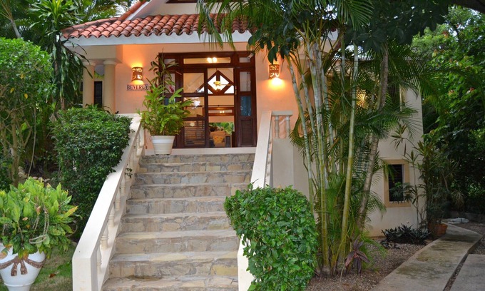 La Mulata Villa | 3 dormitorios con piscina privada y gratuito de traslado en autobús al centro de ciudad y playa