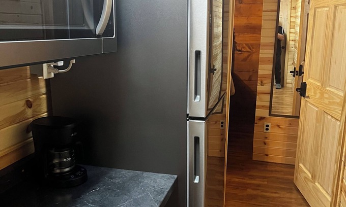 Hazard Cabina | 3-bedroom with 3 private Bathrooms Semi Shared Rooms Only cabin