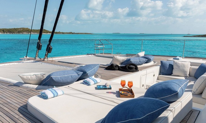 Tar Bay Alquiler De Eote | 3-bedroom yacht in lovely Exuma with AC