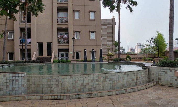 Central Jakarta Apartamento | 3 Bedrooms Apartment Grand Palace Kemayoran by Travelio