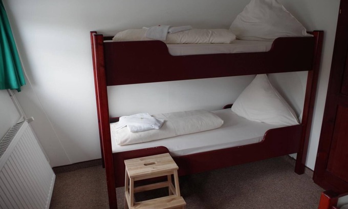 Leipziger Vorstadt Apartamento | 3-berth cabin on a residential vessel