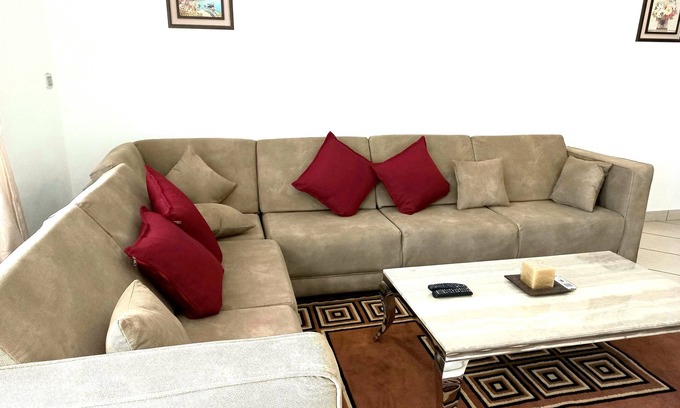 Greenhill Apartamento | 3 BR Apartment