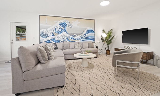Coral Terrace Casa | 3 BR at SW 1st St (Unit A)