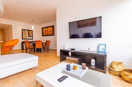 El Yaqui Casa | 3 BR Premium Apartment