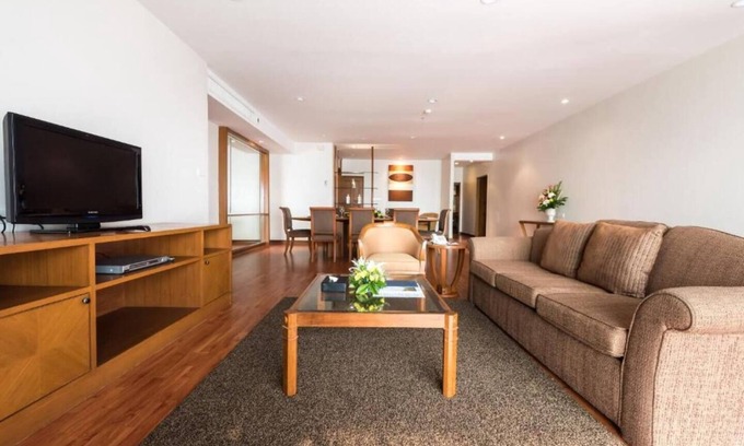 Thung Maha Mek Condominio | 3 BR/ SPL/ Serviced/ Monthly