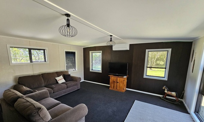 Lake Ferry Casa | 3 brm house